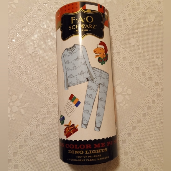 🆕 F.A.O Schwarz Kids Color Me PJ Set. Dino Lights. Size 10 - No Markers - Picture 1 of 5